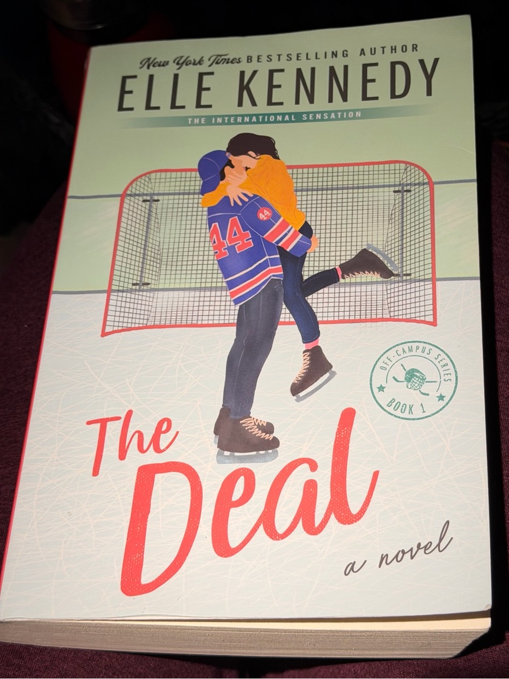 The Deal Elle Kennedy Off-Campus #1 Hockey Romance Paperback